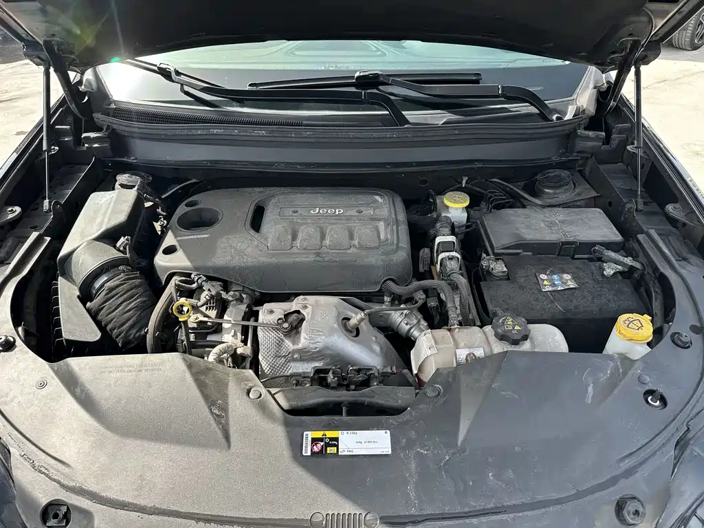 Jeep Jeep Cherokee 2019 2.0T FWD Zhi Xiang Edition China V 2019 - thumbnail 8