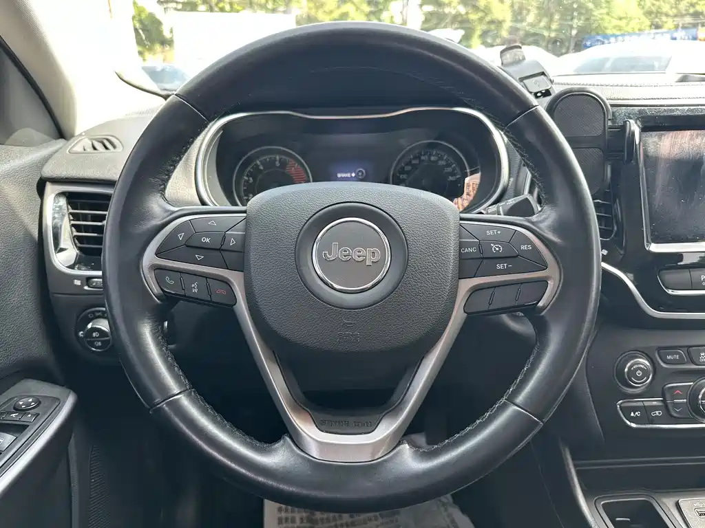 Jeep Jeep Cherokee 2019 2.0T FWD Zhi Xiang Edition China V 2019 - thumbnail 10
