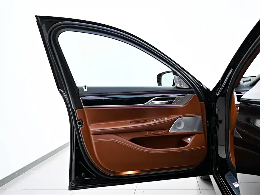 BMW BMW 7 Series 2018 740Li xDrive Exclusive Edition M Sport Package 2019 - thumbnail 14