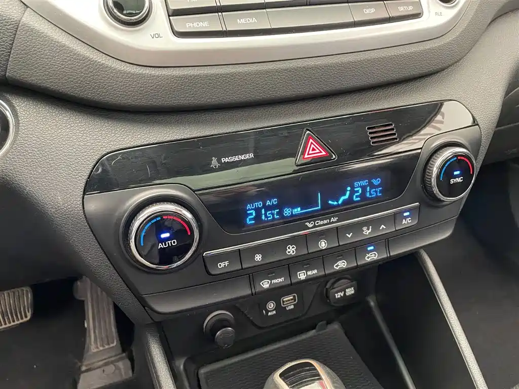Hyundai Tucson 2015 1.6T DCT 2WD Intelligent 2017 - thumbnail 10