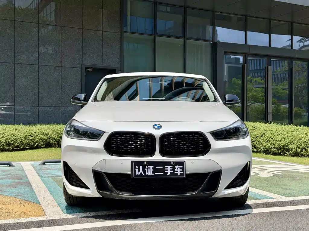 BMW BMW X2 2023 sDrive25i M Sport Night Edition 2023 - thumbnail 2