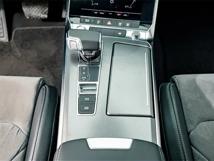 Audi Audi A6L 2019 40 TFSI Luxury Dynamic 2019 - thumbnail 11