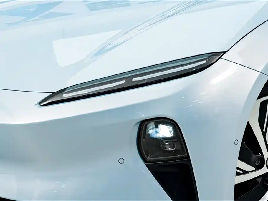 NIO NIO ET5 2022 75kWh 2024 - thumbnail 4