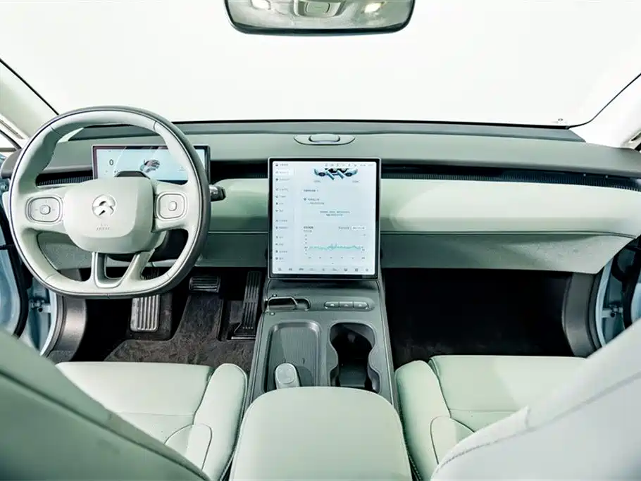 NIO NIO ET5 2022 75kWh 2024 - thumbnail 12