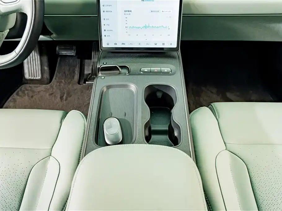 NIO NIO ET5 2022 75kWh 2024 - thumbnail 13