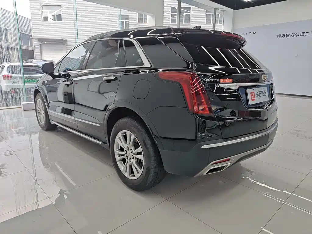 Cadillac Cadillac XT5 2022 2.0T FWD Luxury 2022 - thumbnail 3