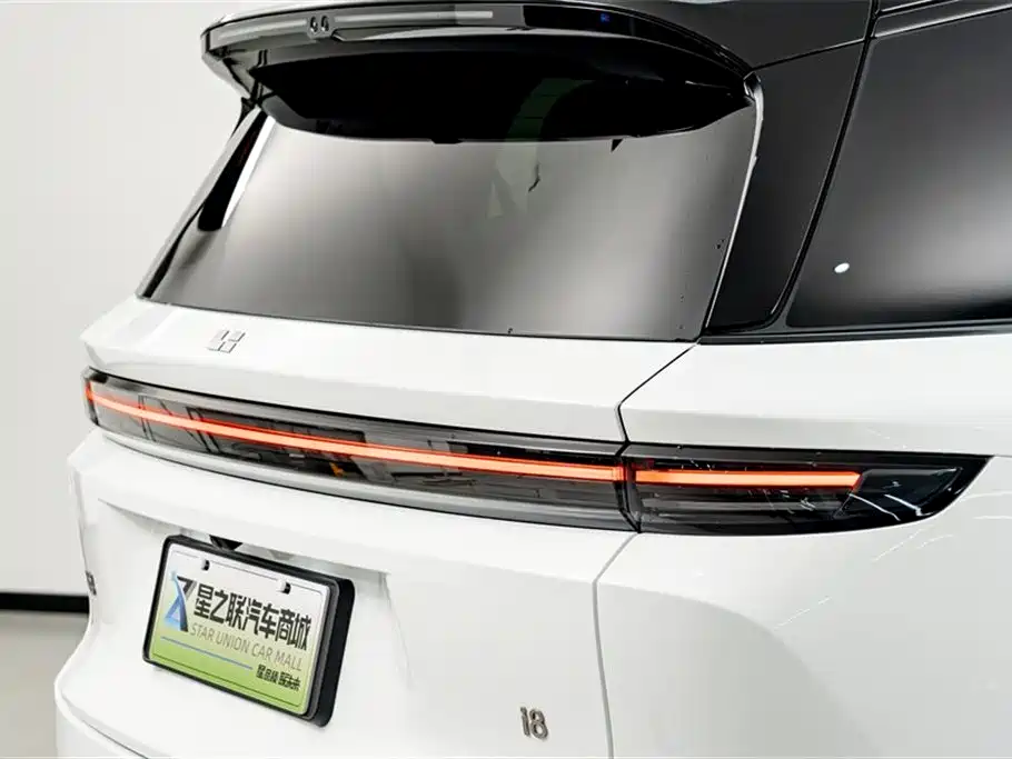 Li Auto Li Auto i8 2025 Standard Edition 2026 - thumbnail 8
