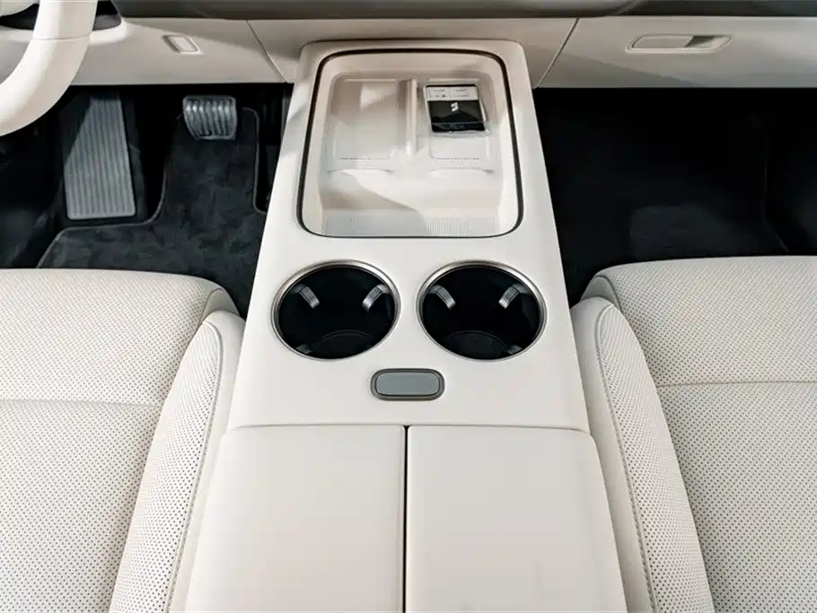 Li Auto Li Auto i8 2025 Standard Edition 2026 - thumbnail 13