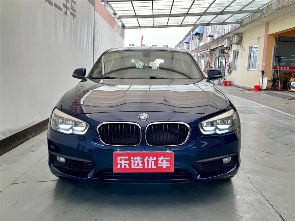 BMW BMW 1 Series (Import) 2018 118i Leading Edition 2019 - thumbnail 2