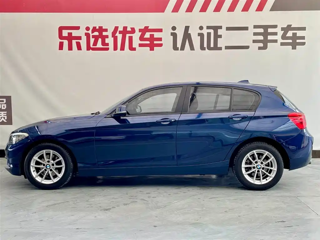 BMW BMW 1 Series (Import) 2018 118i Leading Edition 2019 - thumbnail 3
