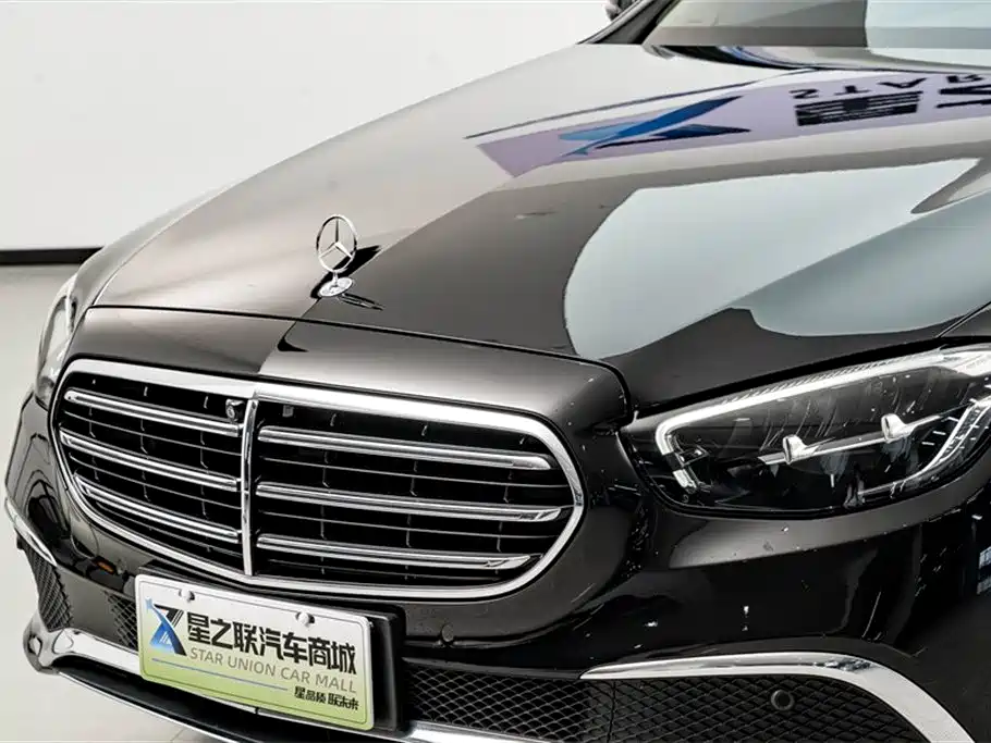 Mercedes-Benz Mercedes-Benz E 350 e L Plug-in Hybrid Sedan 2021 - thumbnail 4