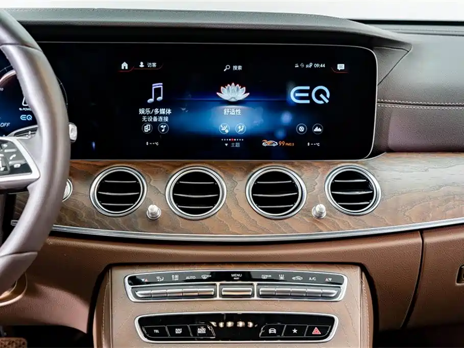 Mercedes-Benz Mercedes-Benz E 350 e L Plug-in Hybrid Sedan 2021 - thumbnail 14