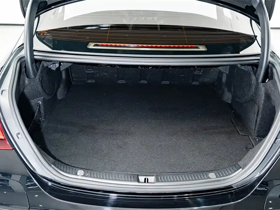 Mercedes-Benz Mercedes-Benz E 350 e L Plug-in Hybrid Sedan 2021 - thumbnail 24