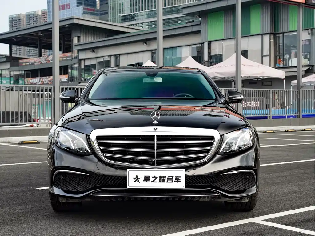 Mercedes-Benz Mercedes-Benz E-Class 2020 Facelift E 300 L Special Edition 2020 - thumbnail 2