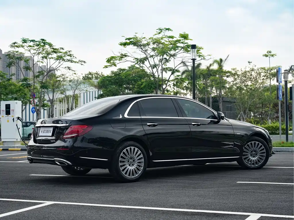 Mercedes-Benz Mercedes-Benz E-Class 2020 Facelift E 300 L Special Edition 2020 - thumbnail 7