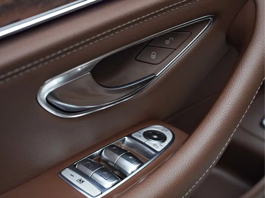 Mercedes-Benz Mercedes-Benz E-Class 2020 Facelift E 300 L Special Edition 2020 - thumbnail 10