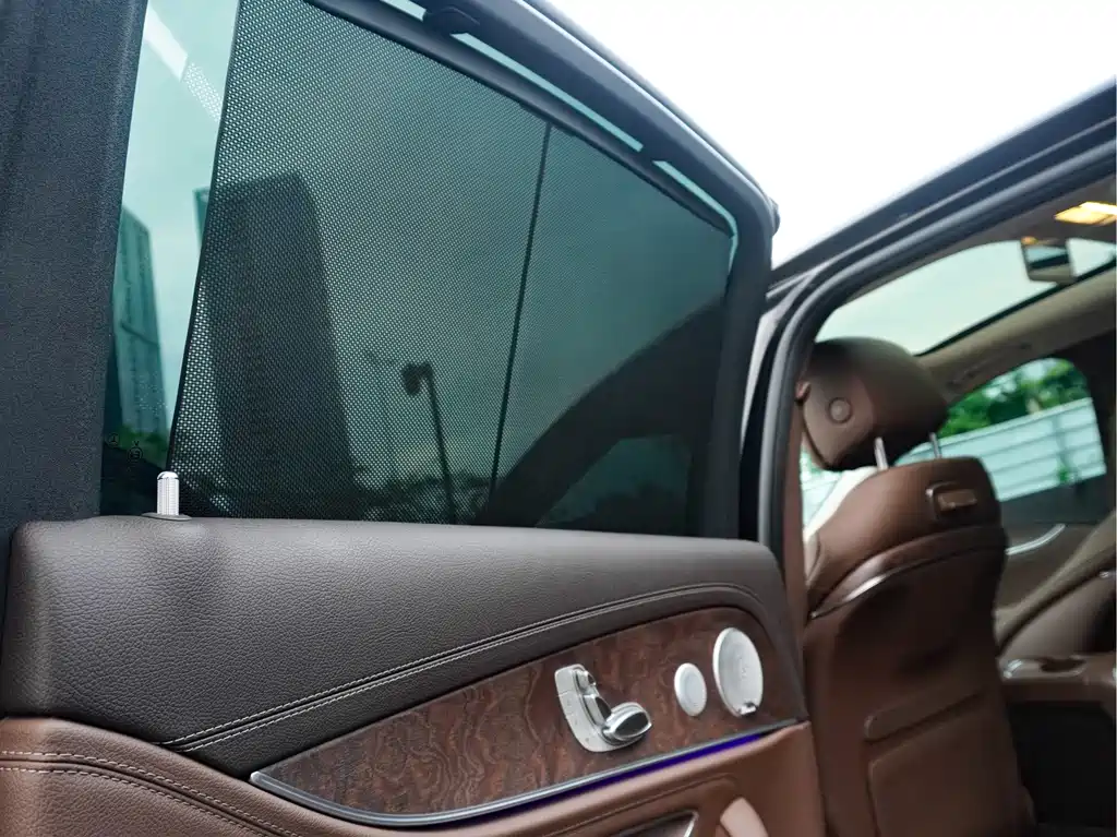 Mercedes-Benz Mercedes-Benz E-Class 2020 Facelift E 300 L Special Edition 2020 - thumbnail 26