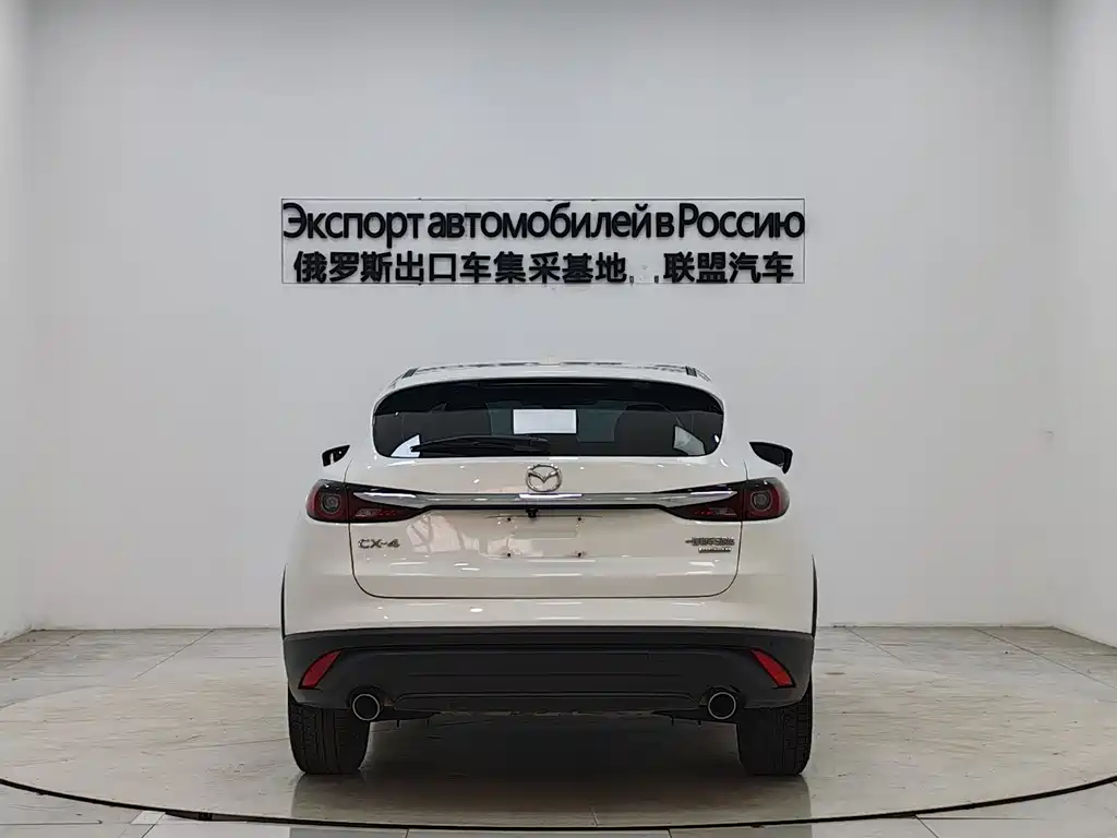 Mazda Mazda CX-4 2023 - thumbnail 6
