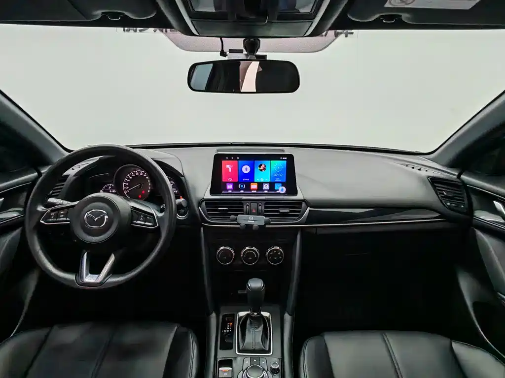 Mazda Mazda CX-4 2023 - thumbnail 10