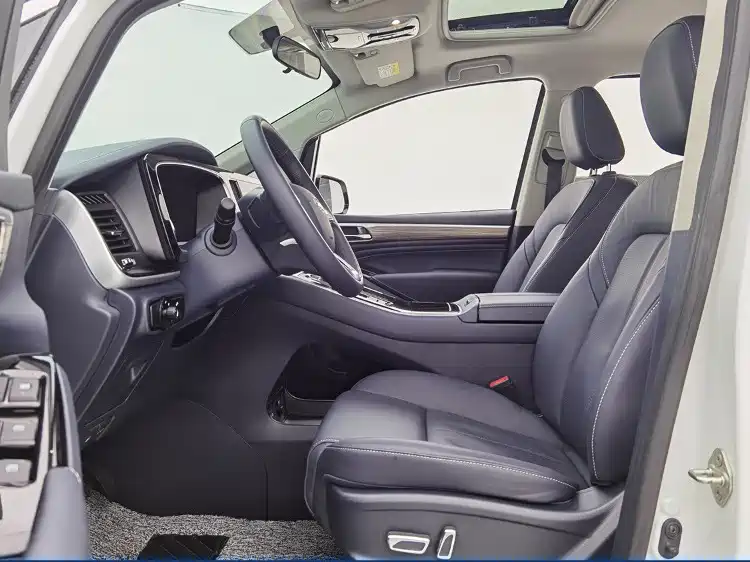 GAC Trumpchi GAC Trumpchi M8 2023 Leader Series 390T Premium Edition 2024 - thumbnail 4