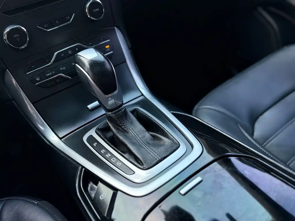 Ford Ford Edge 2016 EcoBoost 245 FWD Hao Rui 7-Seater 2017 - thumbnail 13