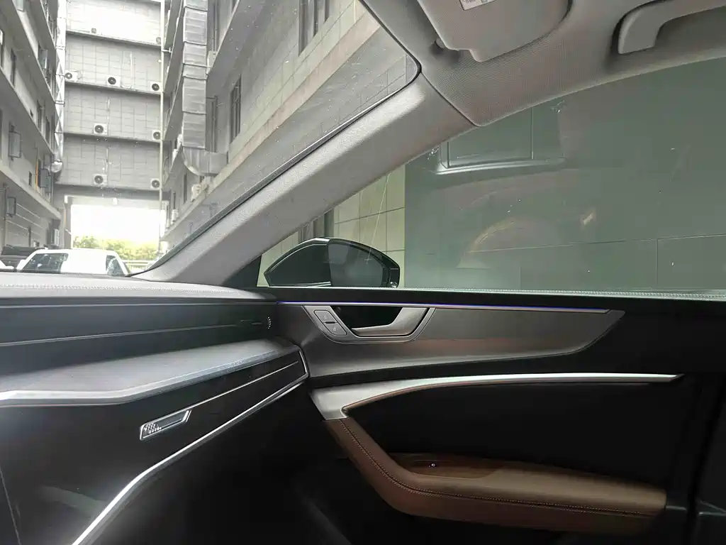 Audi Audi A7L 2024 45 TFSI Luxury 2024 - thumbnail 6