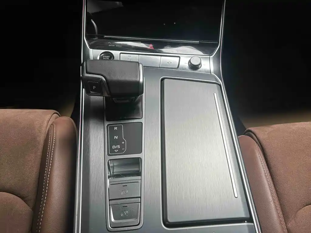Audi Audi A7L 2024 45 TFSI Luxury 2024 - thumbnail 16