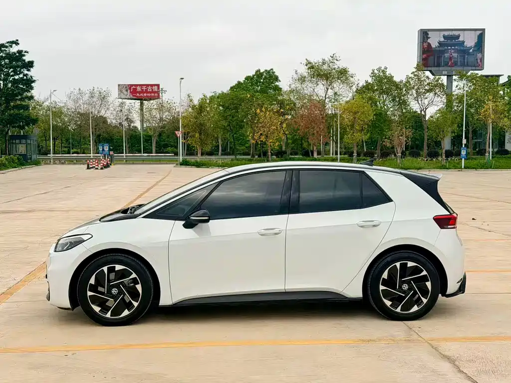 Volkswagen Volkswagen ID.3 2023 Pure Smart Edition 2024 - thumbnail 8