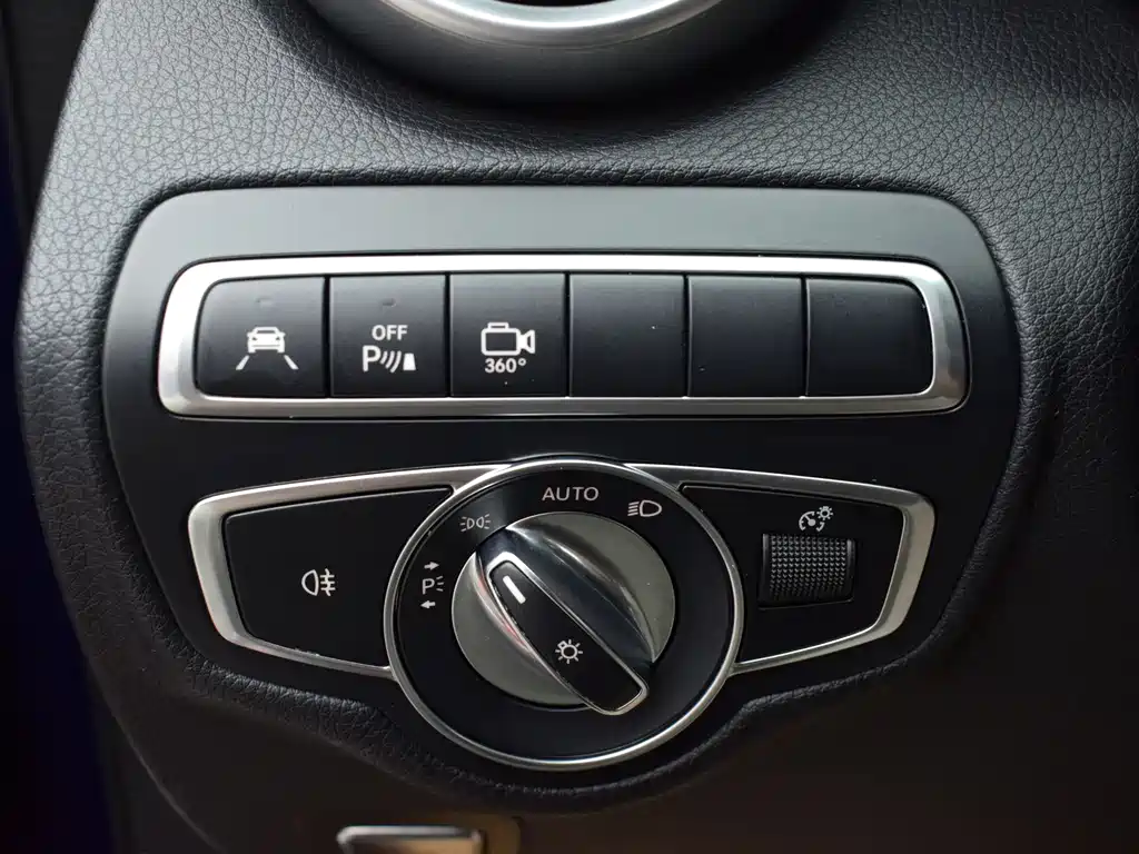 Mercedes-Benz Mercedes-Benz GLC 2019 GLC 300 L 4MATIC Dynamic 2019 - thumbnail 9
