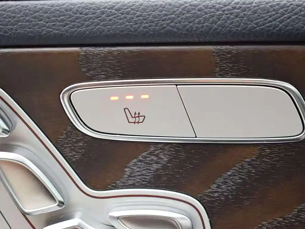 Mercedes-Benz Mercedes-Benz GLC 2019 GLC 300 L 4MATIC Dynamic 2019 - thumbnail 13