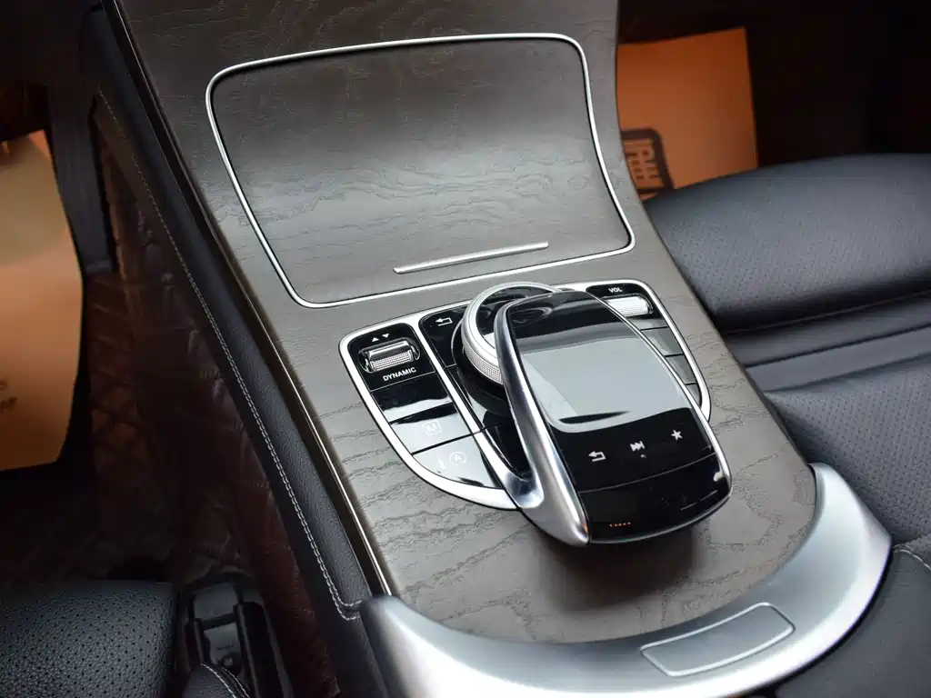 Mercedes-Benz Mercedes-Benz GLC 2019 GLC 300 L 4MATIC Dynamic 2019 - thumbnail 15