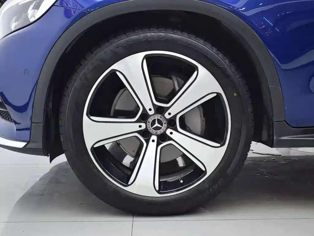 Mercedes-Benz Mercedes-Benz GLC 2019 GLC 300 L 4MATIC Dynamic 2019 - thumbnail 17