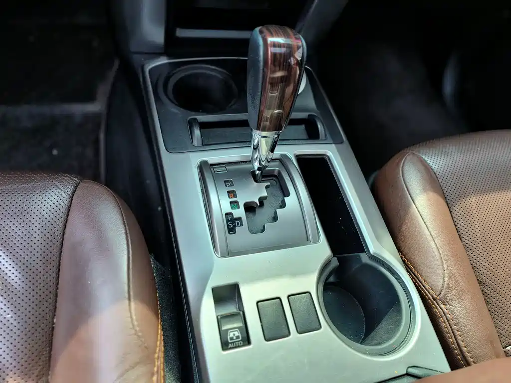 Toyota 2019 Toyota 4Runner 4.0L Canadian Spec 2019 - thumbnail 14