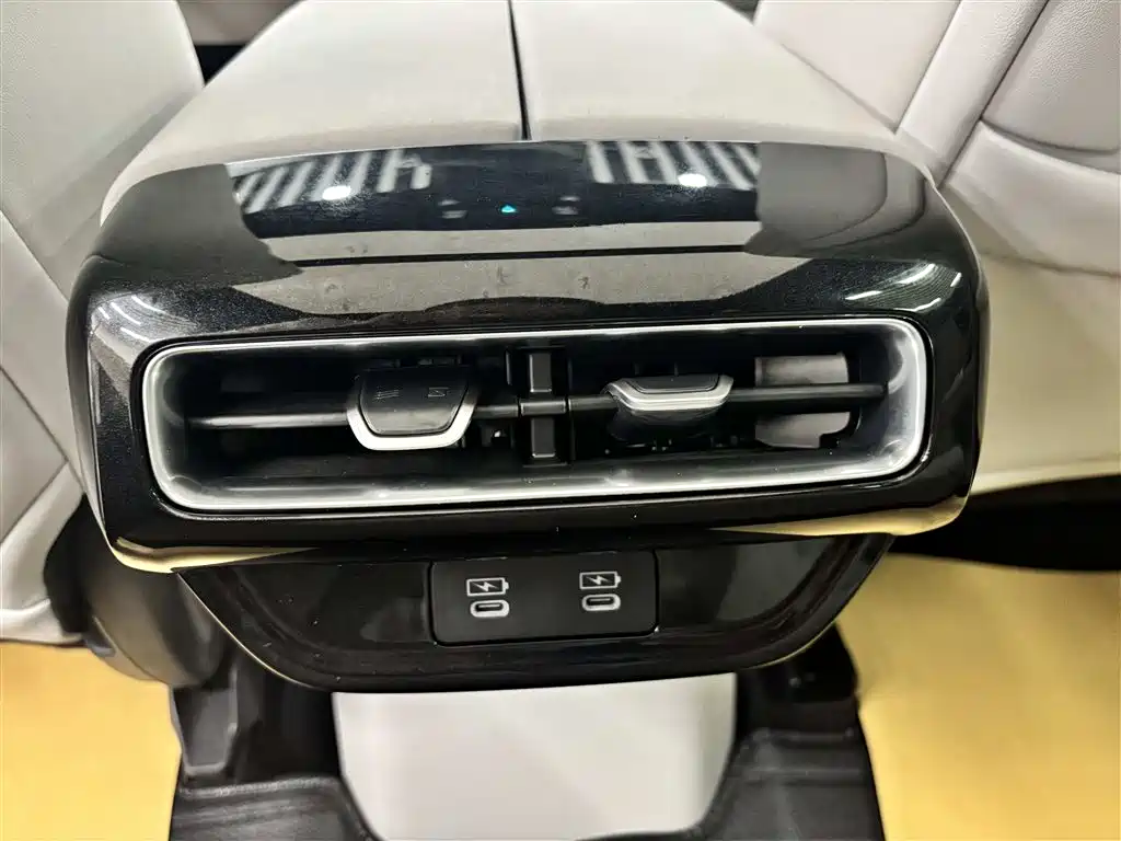 Honda GAC Honda P7 2025 AWD Long Range Max 2025 - thumbnail 21