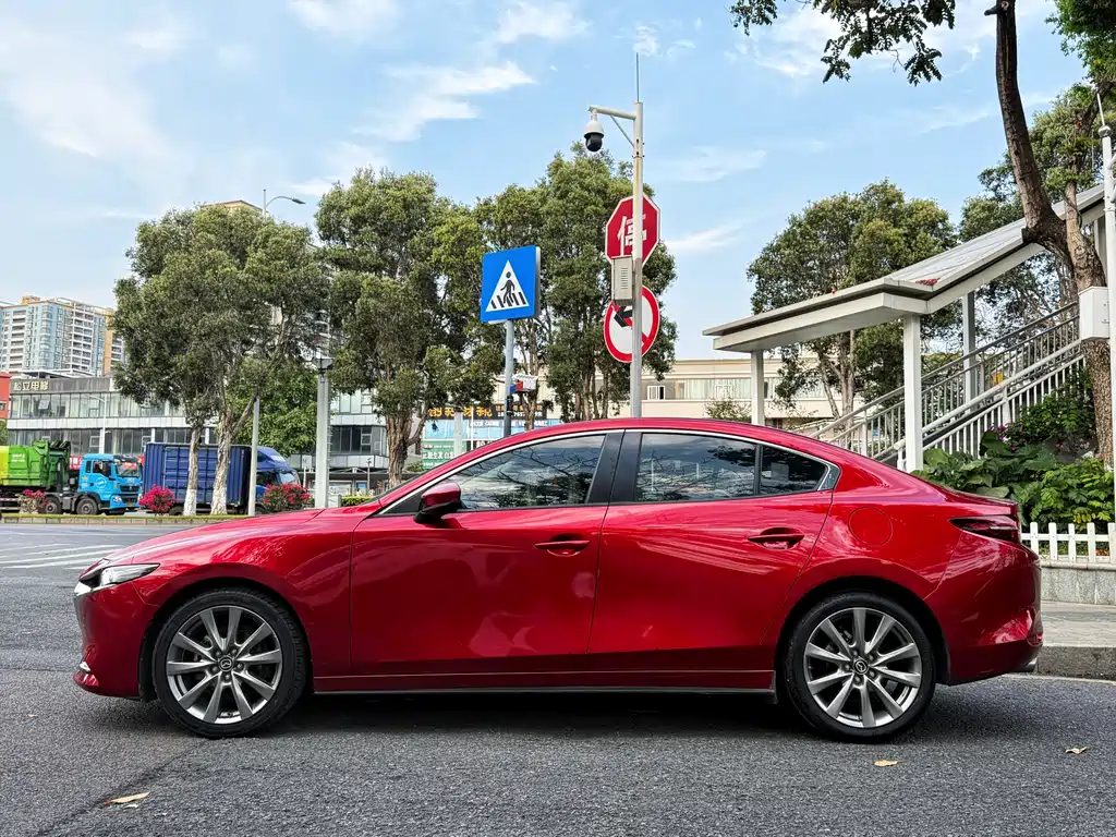 Mazda 2021 Mazda 3 Axela 2.0L Automatic Zhiya Edition 2021 - thumbnail 4