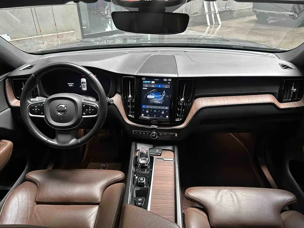 Volvo Volvo XC60 2022 B5 AWD Zhiyuan Luxury Edition 2022 - thumbnail 5