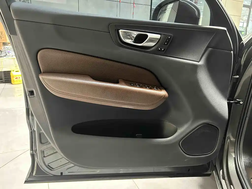 Volvo Volvo XC60 2022 B5 AWD Zhiyuan Luxury Edition 2022 - thumbnail 7