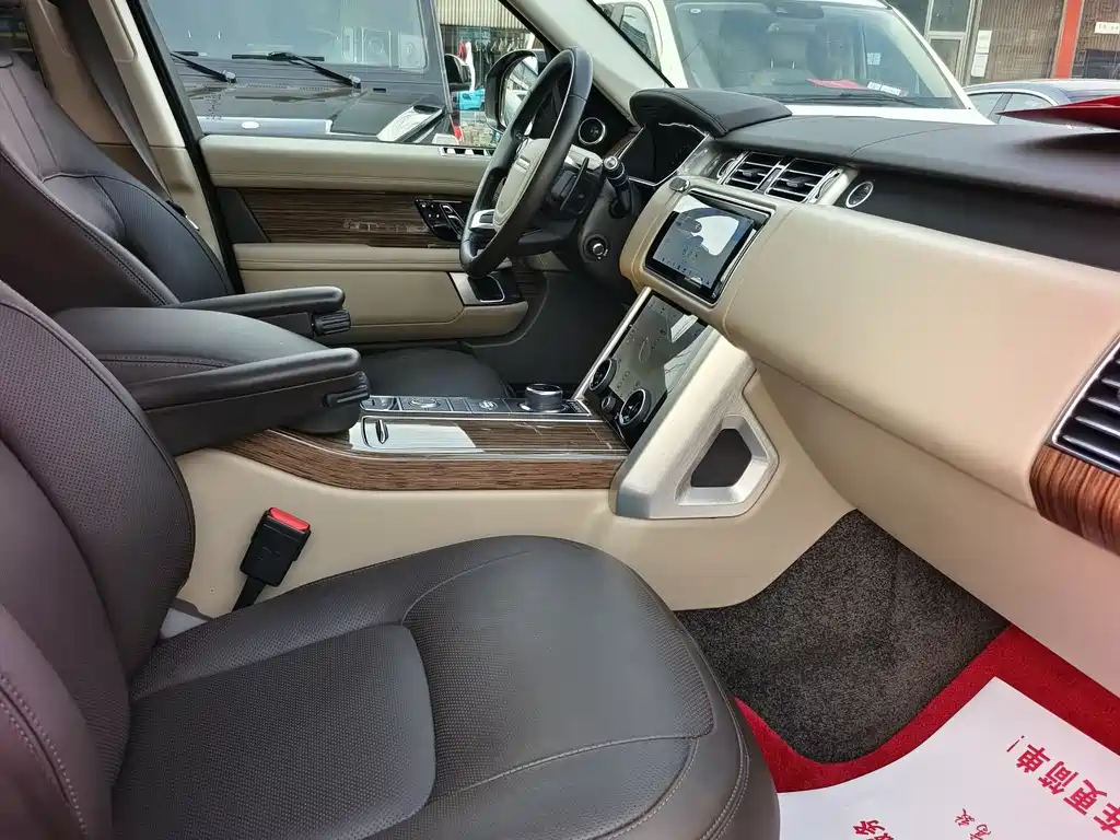 Land Rover 2019 Range Rover 3.0 SC V6 Heritage Edition 2019 - thumbnail 12