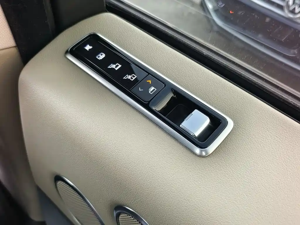 Land Rover 2019 Range Rover 3.0 SC V6 Heritage Edition 2019 - thumbnail 13