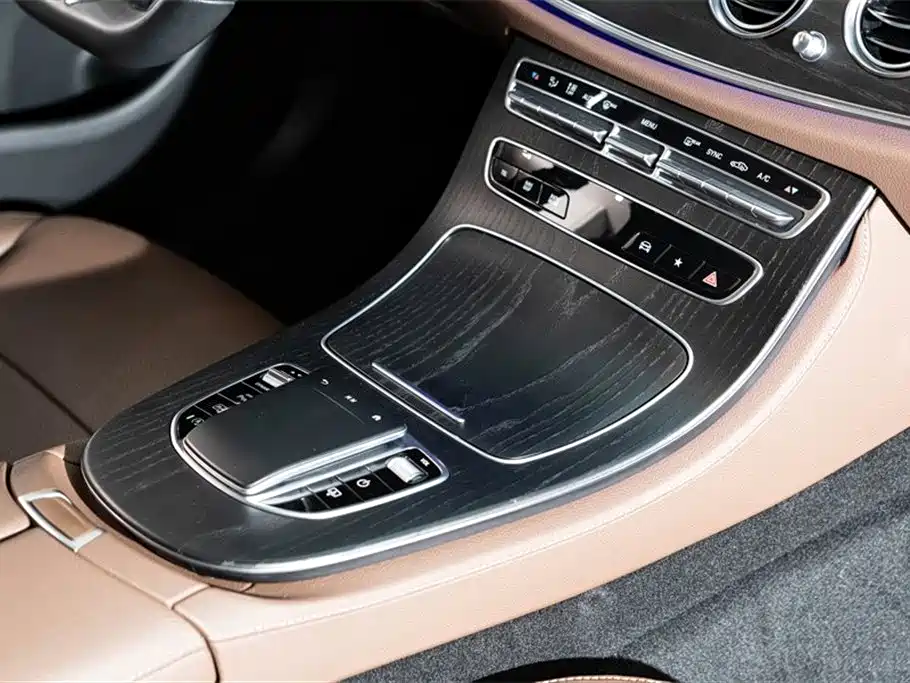 Mercedes-Benz Mercedes-Benz E-Class 2022 E 300 L Sport Luxury 2022 - thumbnail 16