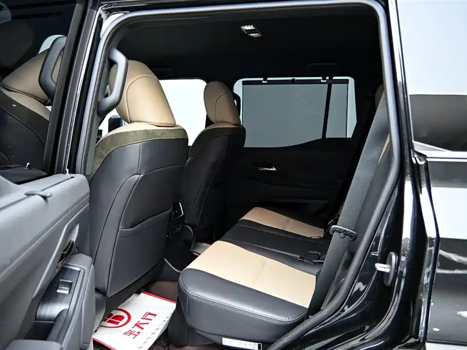 Lexus Lexus GX 2024 Overtrail 2025 - thumbnail 12