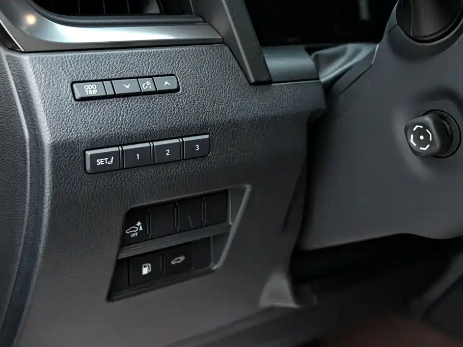Lexus Lexus GX 2024 Overtrail 2025 - thumbnail 24
