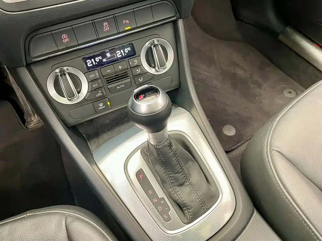 Audi Audi Q3 2015 30 TFSI Comfort 2016 - thumbnail 9
