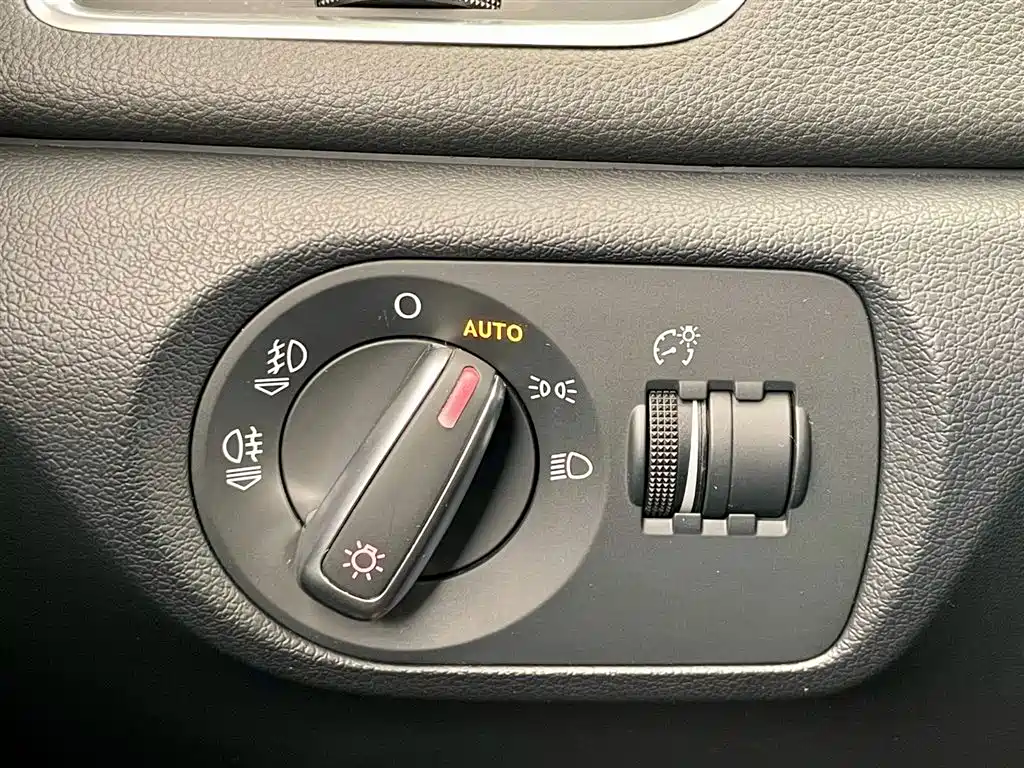 Audi Audi Q3 2015 30 TFSI Comfort 2016 - thumbnail 11