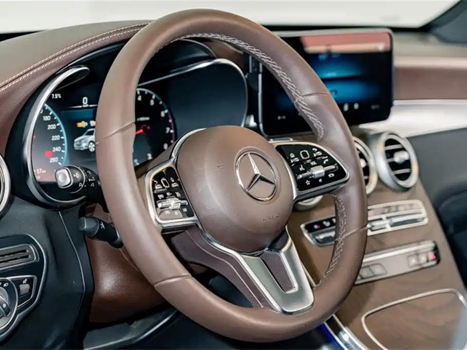 Mercedes-Benz Mercedes-Benz GLC 2022 Facelift GLC 300 L 4MATIC Dynamic Edition Collector's Edition 2022 - thumbnail 10