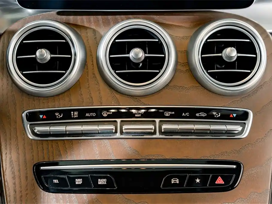 Mercedes-Benz Mercedes-Benz GLC 2022 Facelift GLC 300 L 4MATIC Dynamic Edition Collector's Edition 2022 - thumbnail 14