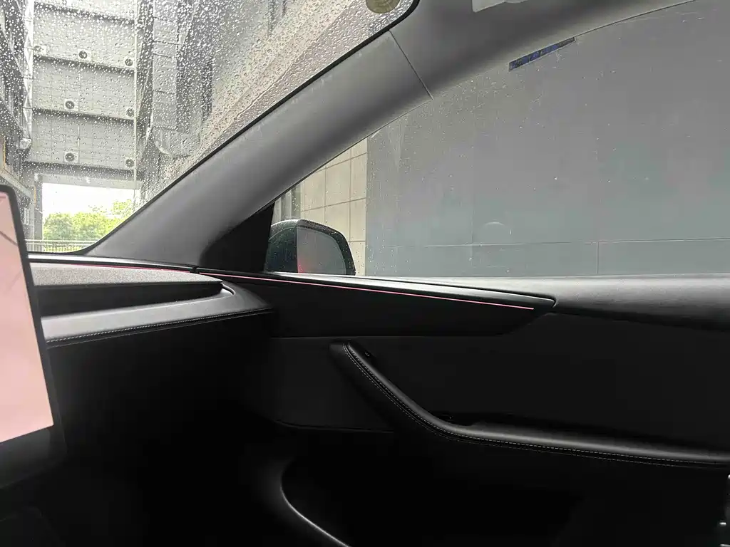 Tesla Tesla Model Y 2025 Rear-Wheel Drive Launch Edition 2025 - thumbnail 13