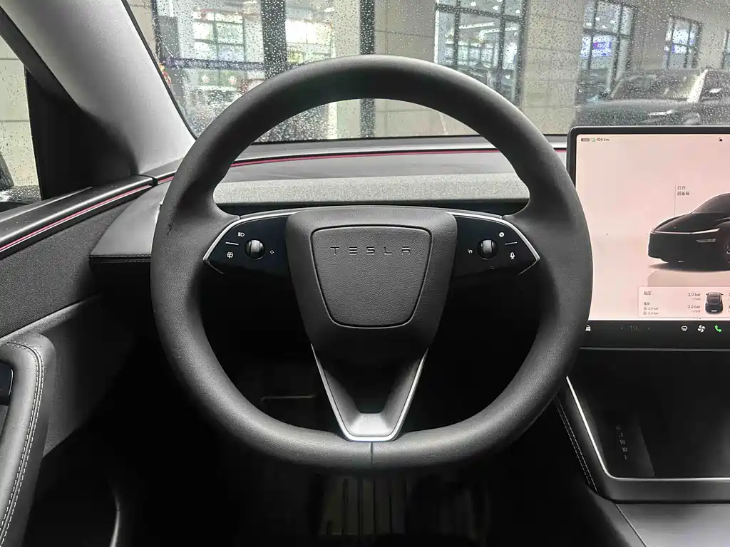 Tesla Tesla Model Y 2025 Rear-Wheel Drive Launch Edition 2025 - thumbnail 15