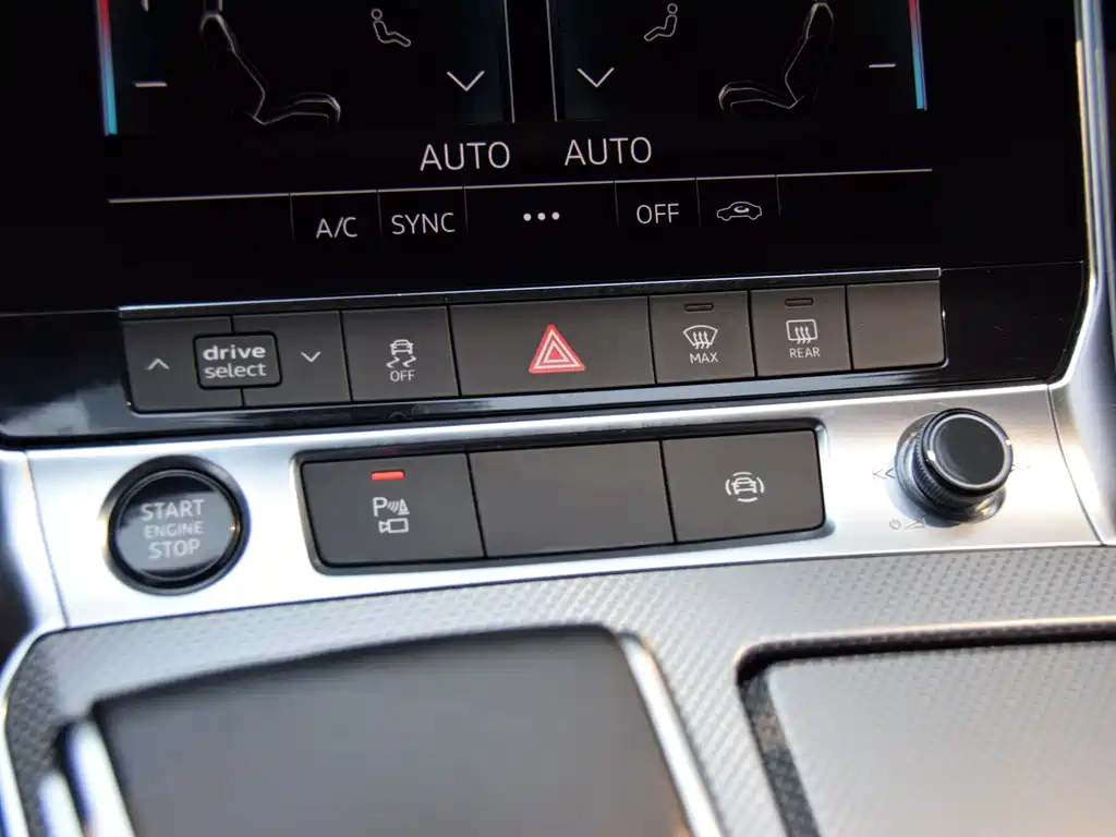 Audi Audi A6L 2022 45 TFSI Zhenxuan Dynamic Edition 2022 - thumbnail 15