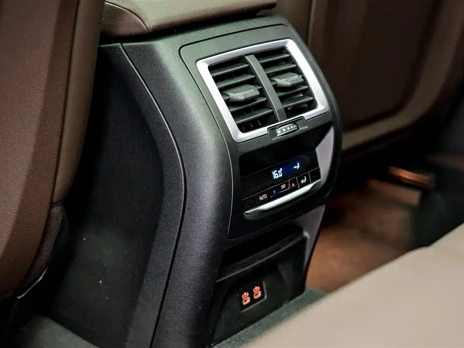 BMW BMW X3 2023 xDrive25i M Sport Package 2024 - thumbnail 16